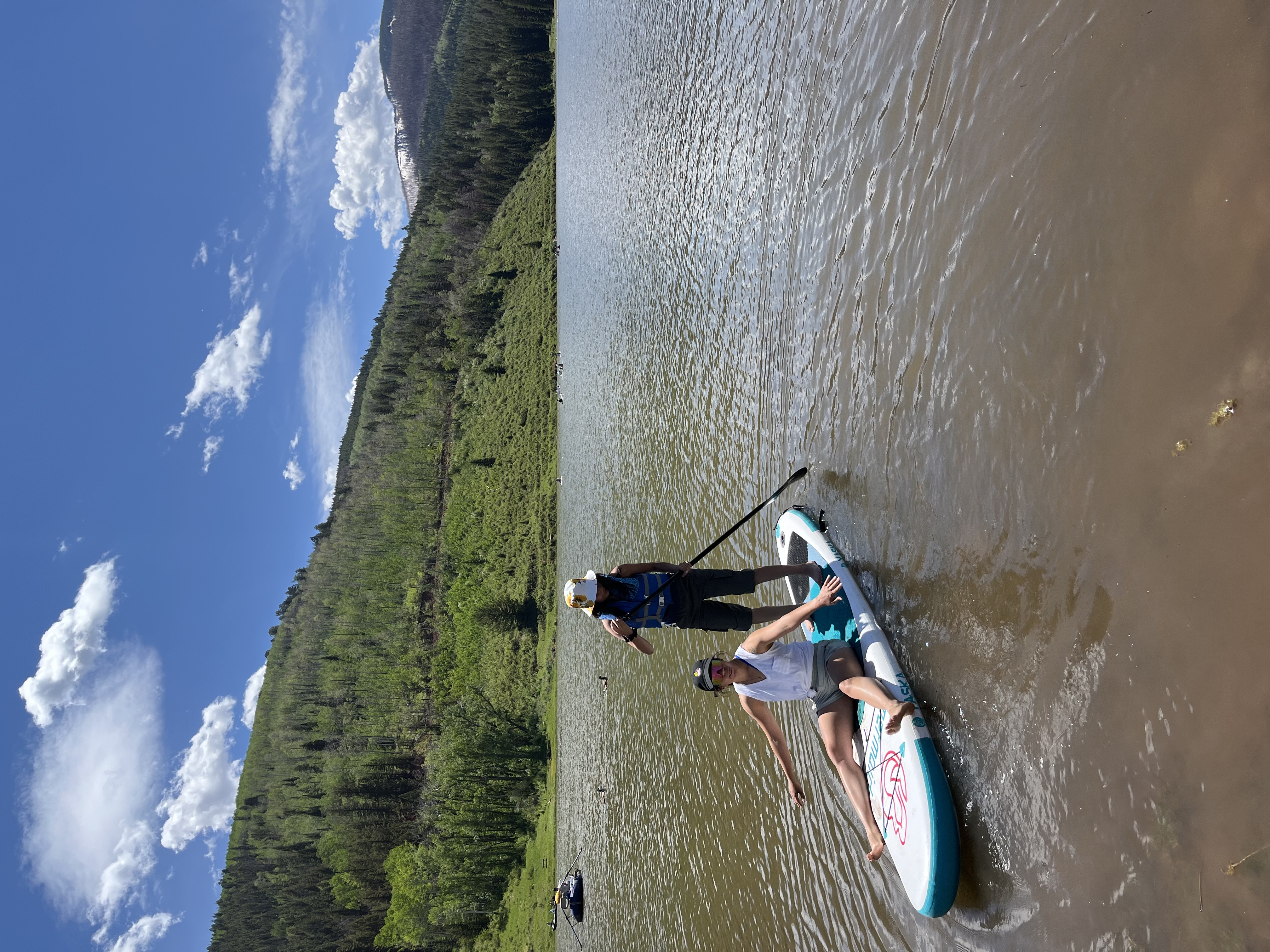 Sam and Leen on the river